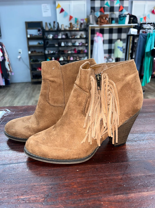 TAN MIA FRINGE ANKLE BOOTS, SHOES A8.5