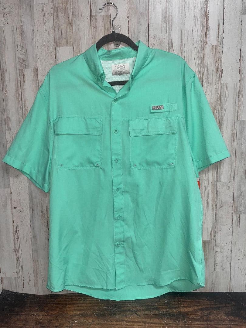 GREEN OCEAN + COAST FISHING BUTTON UP