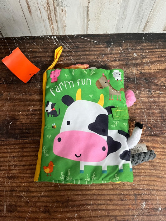 GREEN MAKE BELIEVE FARM CRINKLE BOOK