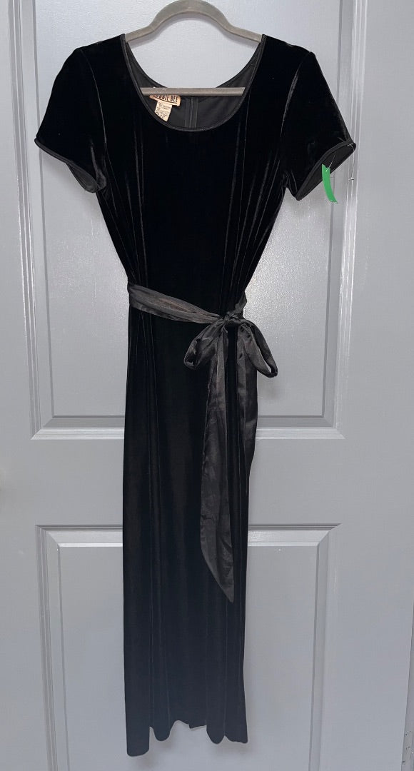 BLACK ROBBIE BEE VELVET MAXI DRESS SZ 8, LADIES M
