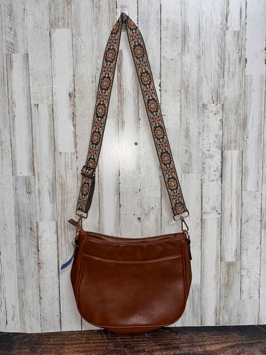 CAMEL  FLOWER STRAP CROSSBODY