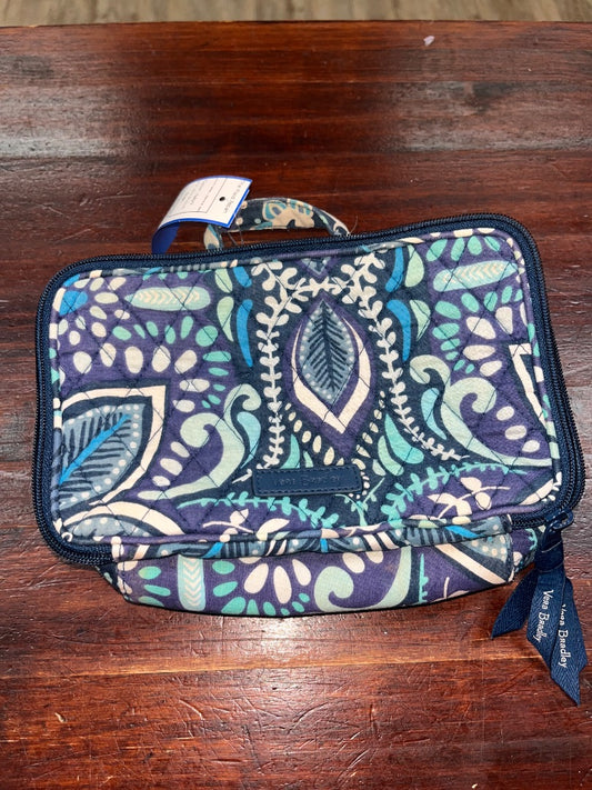 NAVY VERA BRADLEY QUILTED SMALL MAKEUP BAG