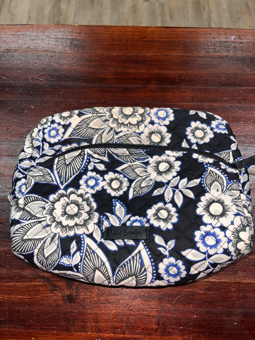 BLACK/BLUE VERA BRADLEY MED SIZED FLORAL MAKEUP BAG