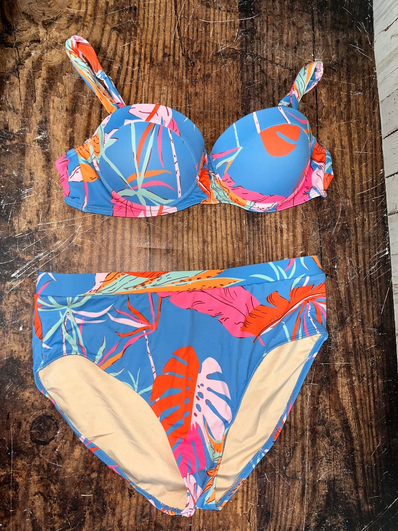 BLUE BLUSHING BRUNETTE TROPICAL LEAF 2PC SWIM, LADIES L