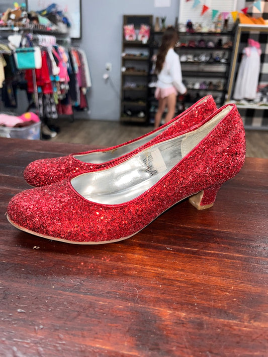 RED CHEROKEE GITTER HEELS, SHOES Y3