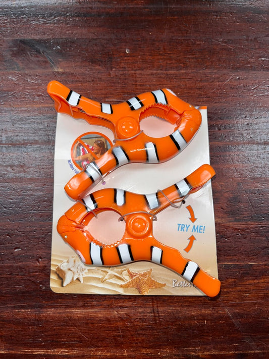 ORANGE BOCA NEW FISH TOWEL CLIPS