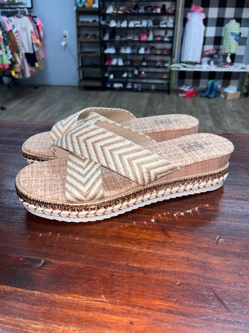 TAN  NEW WOVEN SANDALS, SHOES A11